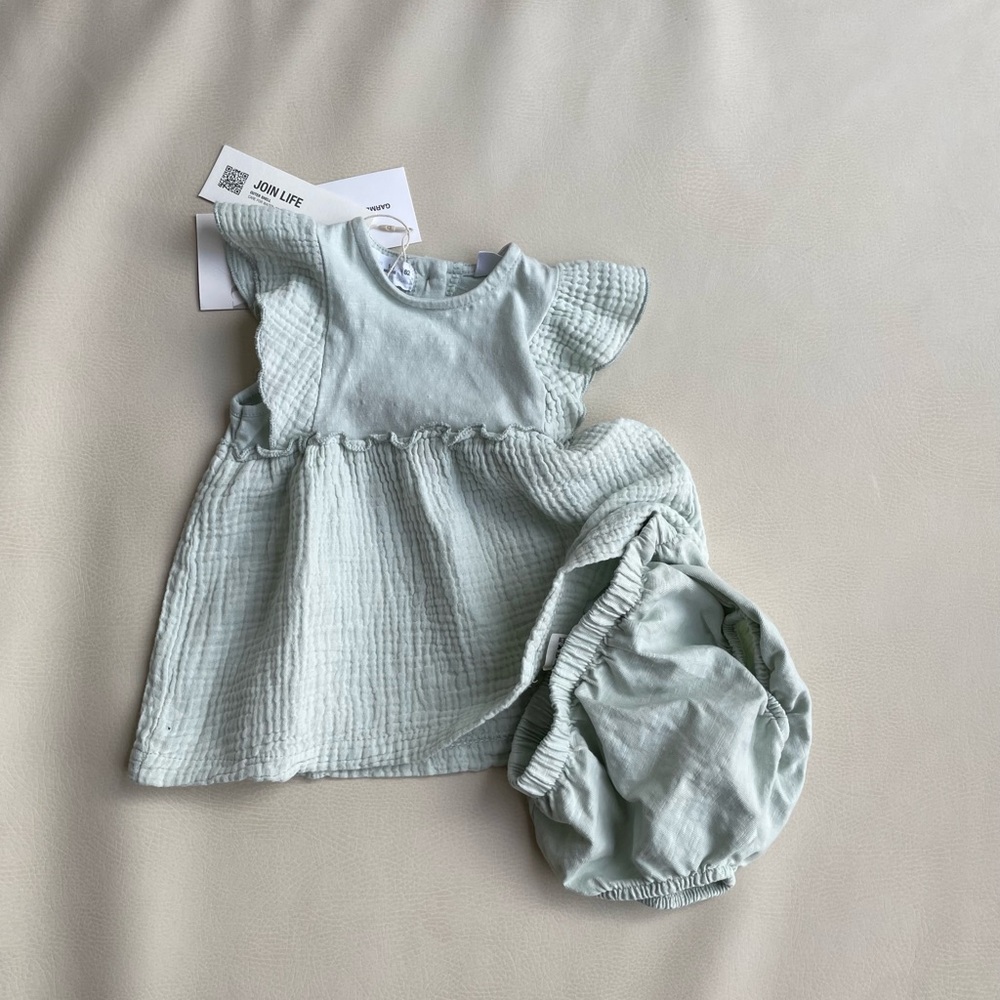 Zara baby Dress With bloomers 1-3 month & 3-6 months - Picture 2 of 11